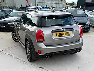 Used 2018 MINI Countryman Cooper S Sport Silver - Interior and Exterior details 5