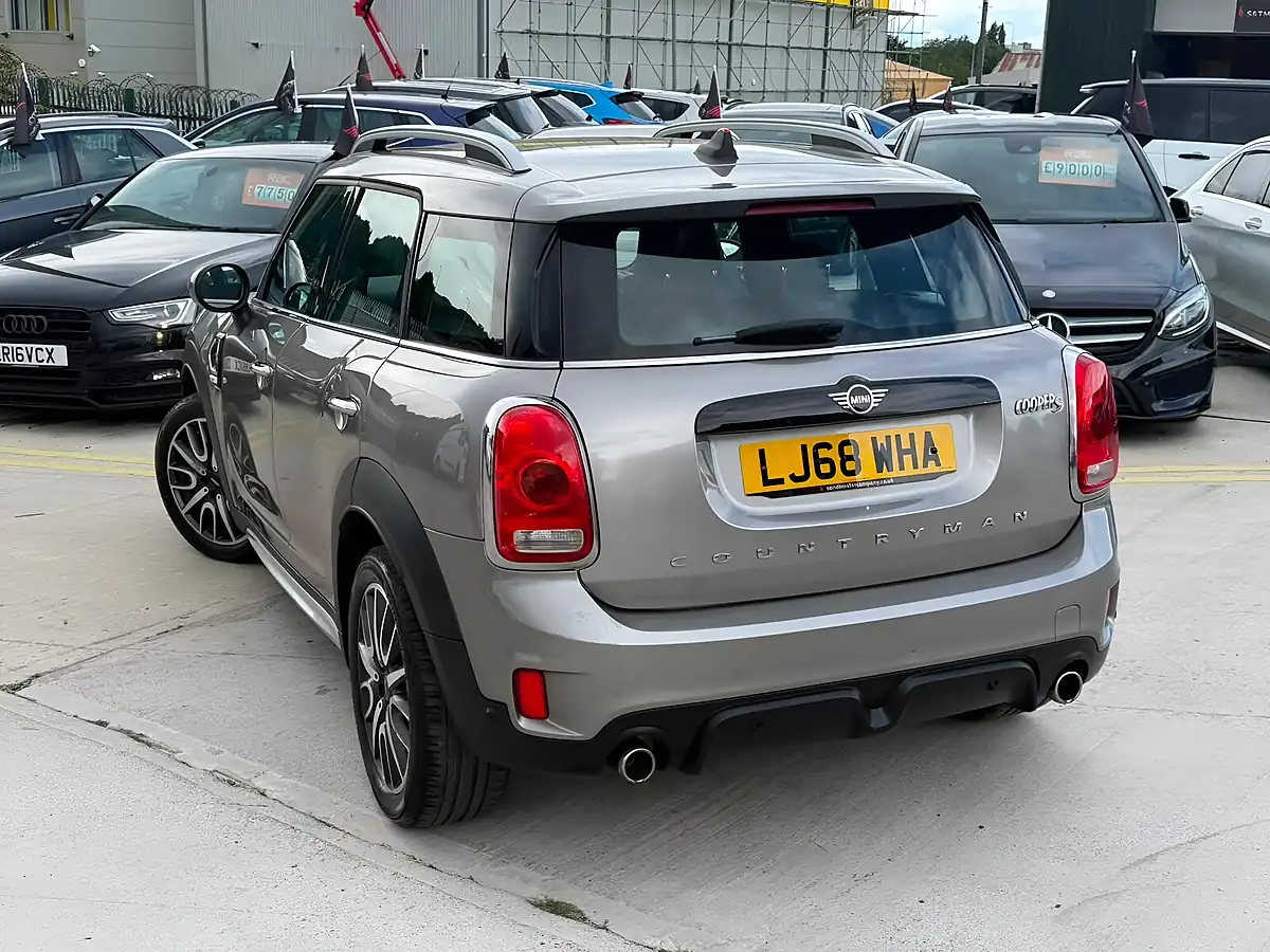 Used 2018 MINI Countryman Cooper S Sport Silver - Interior and Exterior details 5