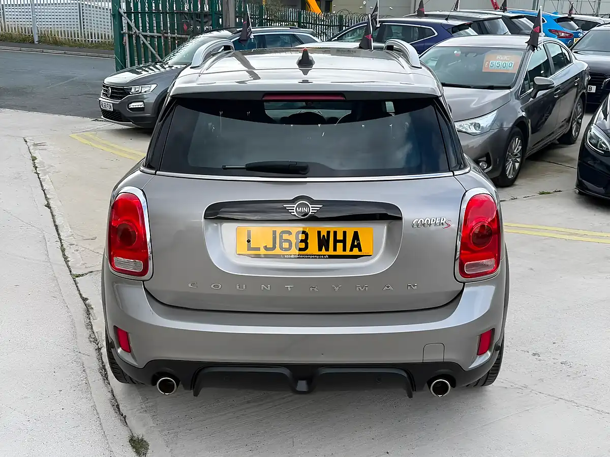 Used 2018 MINI Countryman Cooper S Sport Silver - Interior and Exterior details 9