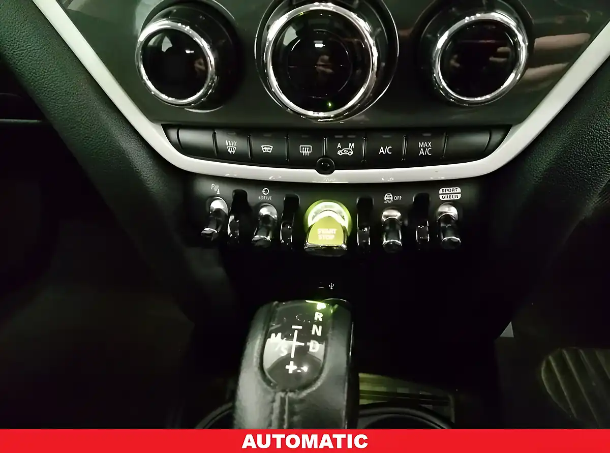 Used 2018 MINI Countryman Cooper Se Grey - Interior and Exterior details 16