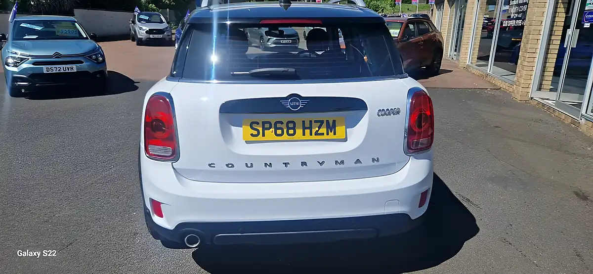 Used 2018 MINI Countryman Cooper White - Interior and Exterior details 11