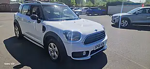Used 2018 MINI Countryman Cooper White - Interior and Exterior details 3