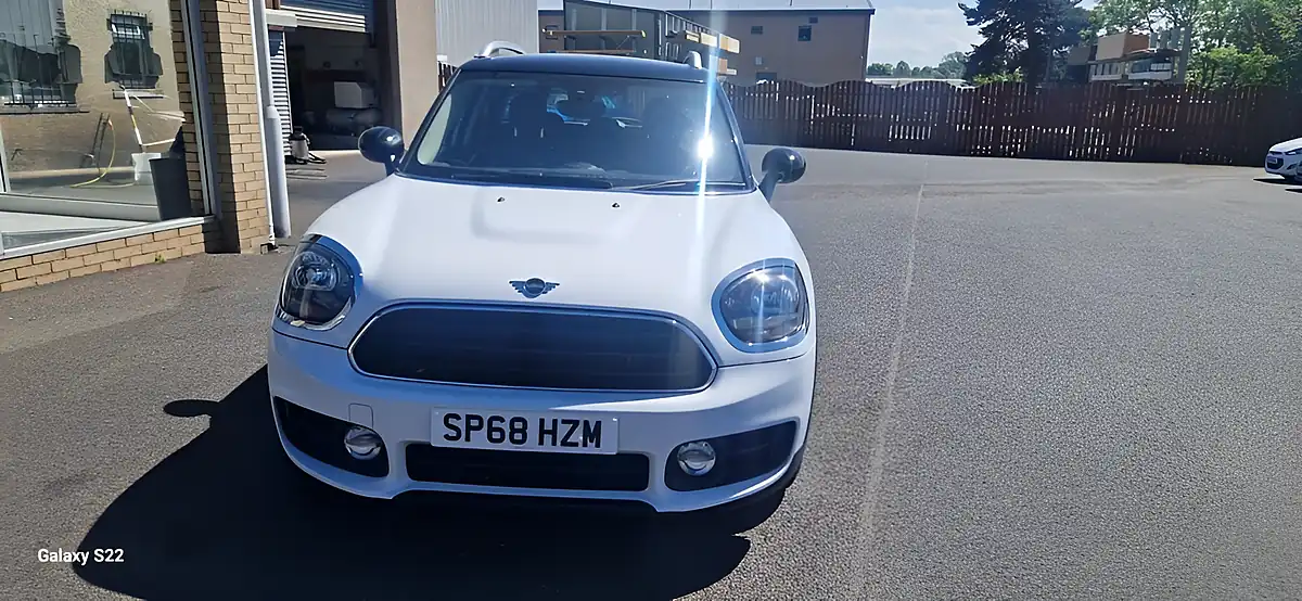 Used 2018 MINI Countryman Cooper White - Interior and Exterior details 5