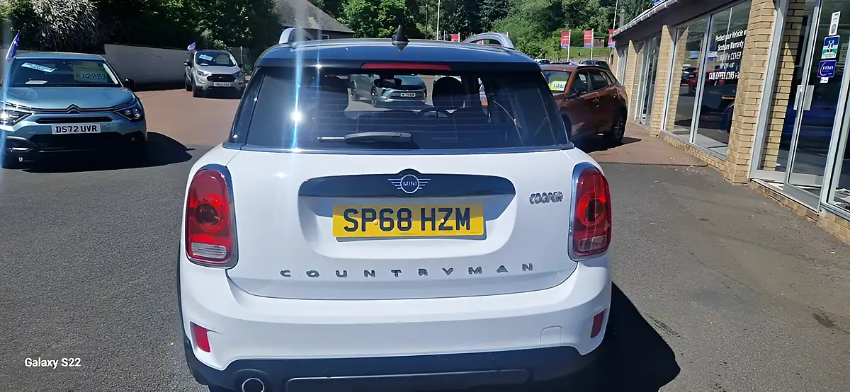 Used 2018 MINI Countryman Cooper White - Interior and Exterior details 9