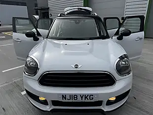 Used 2018 MINI Countryman Cooper White - Interior and Exterior details 10