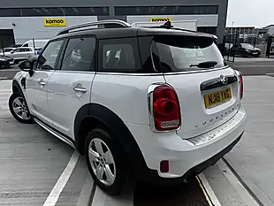 Used 2018 MINI Countryman Cooper White - Interior and Exterior details 2
