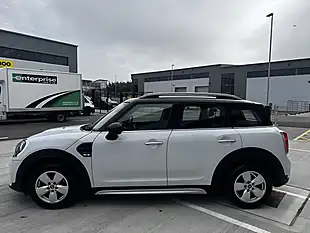 Used 2018 MINI Countryman Cooper White - Interior and Exterior details 9