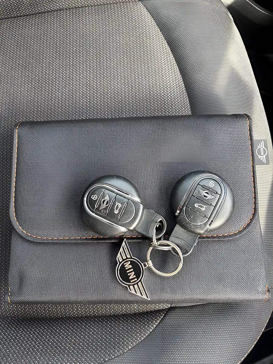 Used 2018 MINI Countryman Cooper White - Interior and Exterior details 10