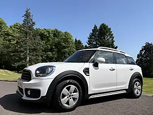Used 2018 MINI Countryman Cooper White - Interior and Exterior details 14
