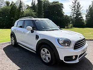 Used 2018 MINI Countryman Cooper White - Interior and Exterior details 2