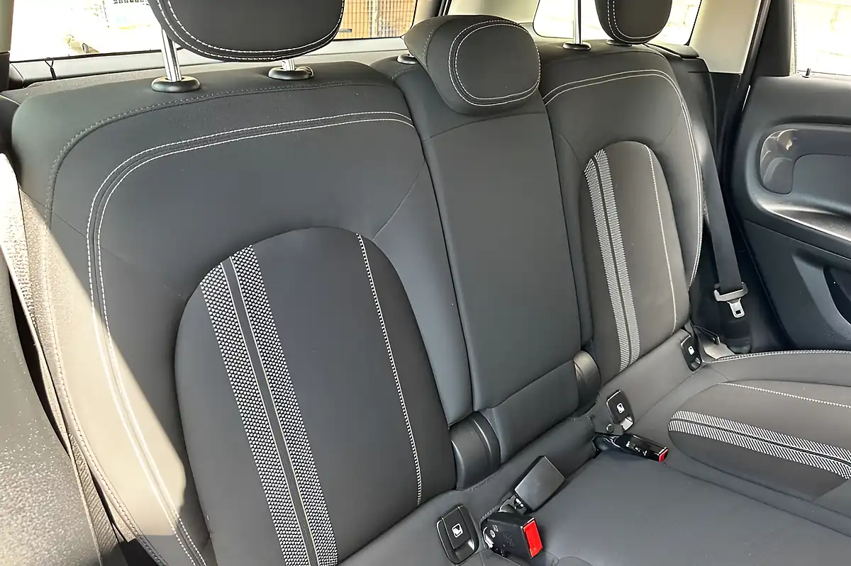 Used 2018 MINI Countryman Cooper White - Interior and Exterior details 16