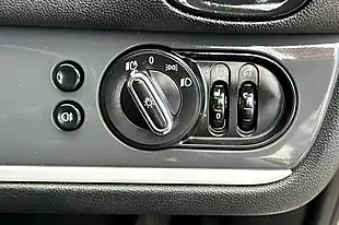 Used 2018 MINI Countryman Cooper White - Interior and Exterior details 17