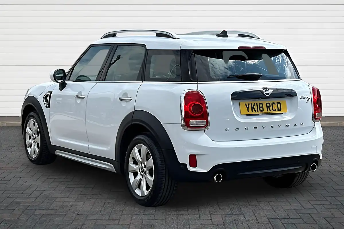Used 2018 MINI Countryman Cooper White - Interior and Exterior details 5