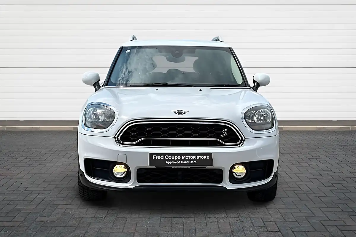 Used 2018 MINI Countryman Cooper White - Interior and Exterior details 8