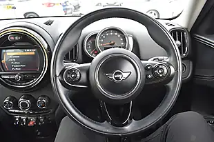 Used 2018 MINI Countryman Cooper White - Interior and Exterior details 17