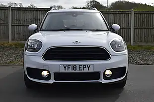 Used 2018 MINI Countryman Cooper White - Interior and Exterior details 2