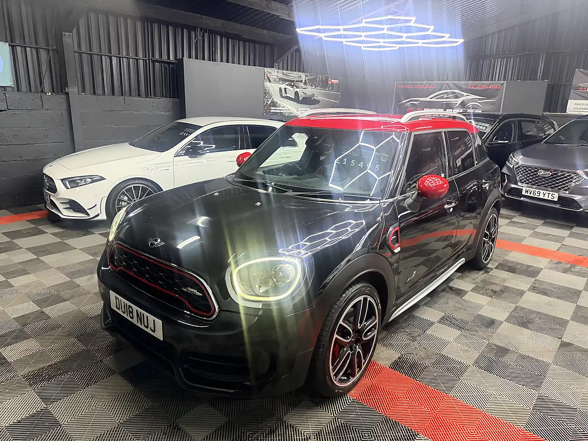 Used 2018 MINI Countryman John Cooper Works Black - Interior and Exterior details 10