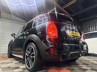 Used 2018 MINI Countryman John Cooper Works Black - Interior and Exterior details 11