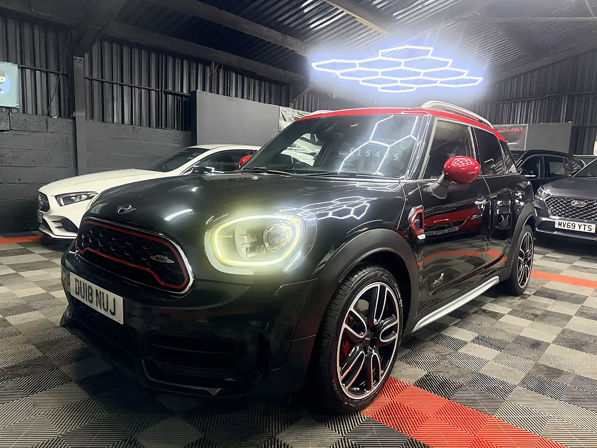 Used 2018 MINI Countryman John Cooper Works Black - Interior and Exterior details 5