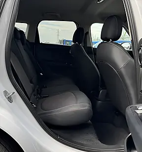 Used 2018 MINI Countryman White - Interior and Exterior details 12