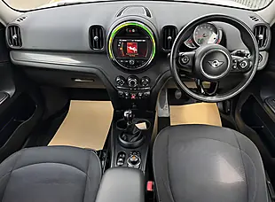 Used 2018 MINI Countryman White - Interior and Exterior details 13