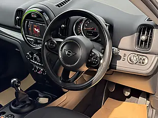 Used 2018 MINI Countryman White - Interior and Exterior details 14