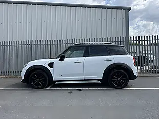 Used 2018 MINI Countryman White - Interior and Exterior details 8