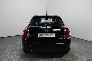 Used 2018 MINI Hatch Cooper Black - Interior and Exterior details 5