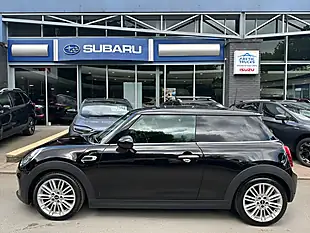 Used 2018 MINI Hatch Cooper Black - Interior and Exterior details 2