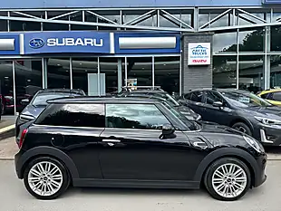 Used 2018 MINI Hatch Cooper Black - Interior and Exterior details 5