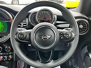 Used 2018 MINI Hatch Cooper Black - Interior and Exterior details 19