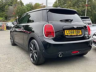 Used 2018 MINI Hatch Cooper Black - Interior and Exterior details 7