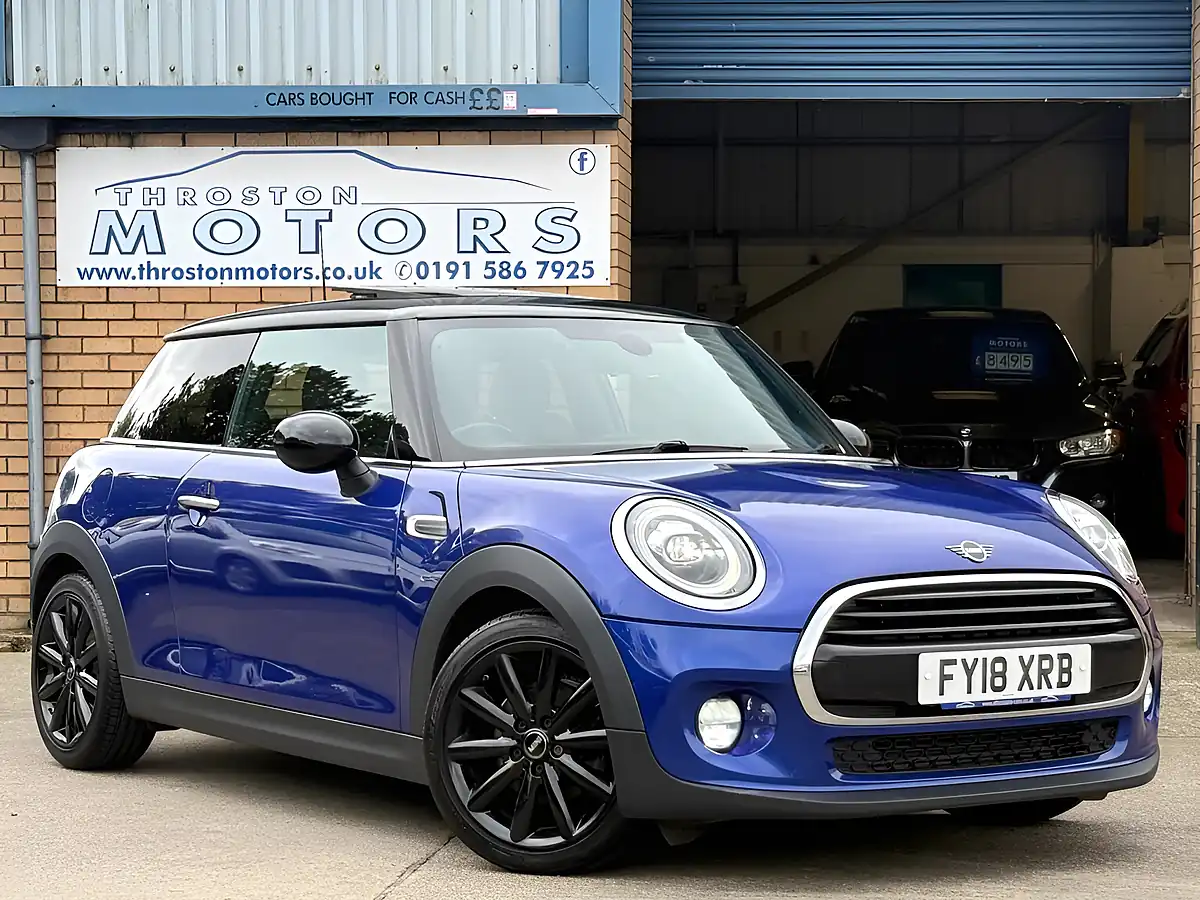 Used 2018 MINI Hatch Cooper Blue - Front View