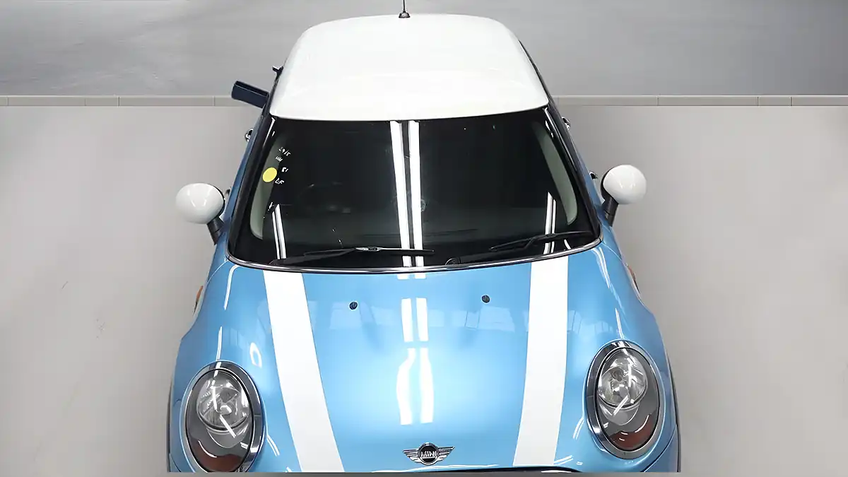 Used 2018 MINI Hatch Cooper Blue - Interior and Exterior details 7