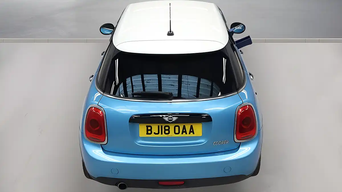 Used 2018 MINI Hatch Cooper Blue - Interior and Exterior details 8