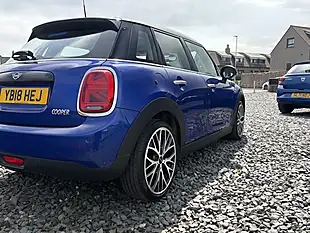 Used 2018 MINI Hatch Cooper Blue - Interior and Exterior details 5