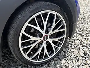 Used 2018 MINI Hatch Cooper Blue - Interior and Exterior details 9