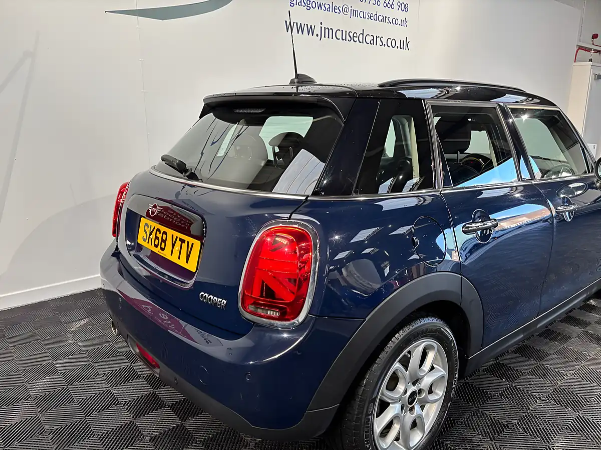 Used 2018 MINI Hatch Cooper Blue - Interior and Exterior details 14