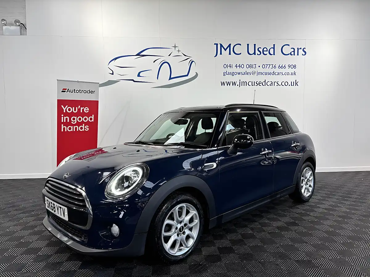 Used 2018 MINI Hatch Cooper Blue - Interior and Exterior details 2