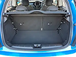 Used 2018 MINI Hatch Cooper Blue - Interior and Exterior details 10