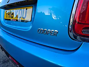 Used 2018 MINI Hatch Cooper Blue - Interior and Exterior details 14