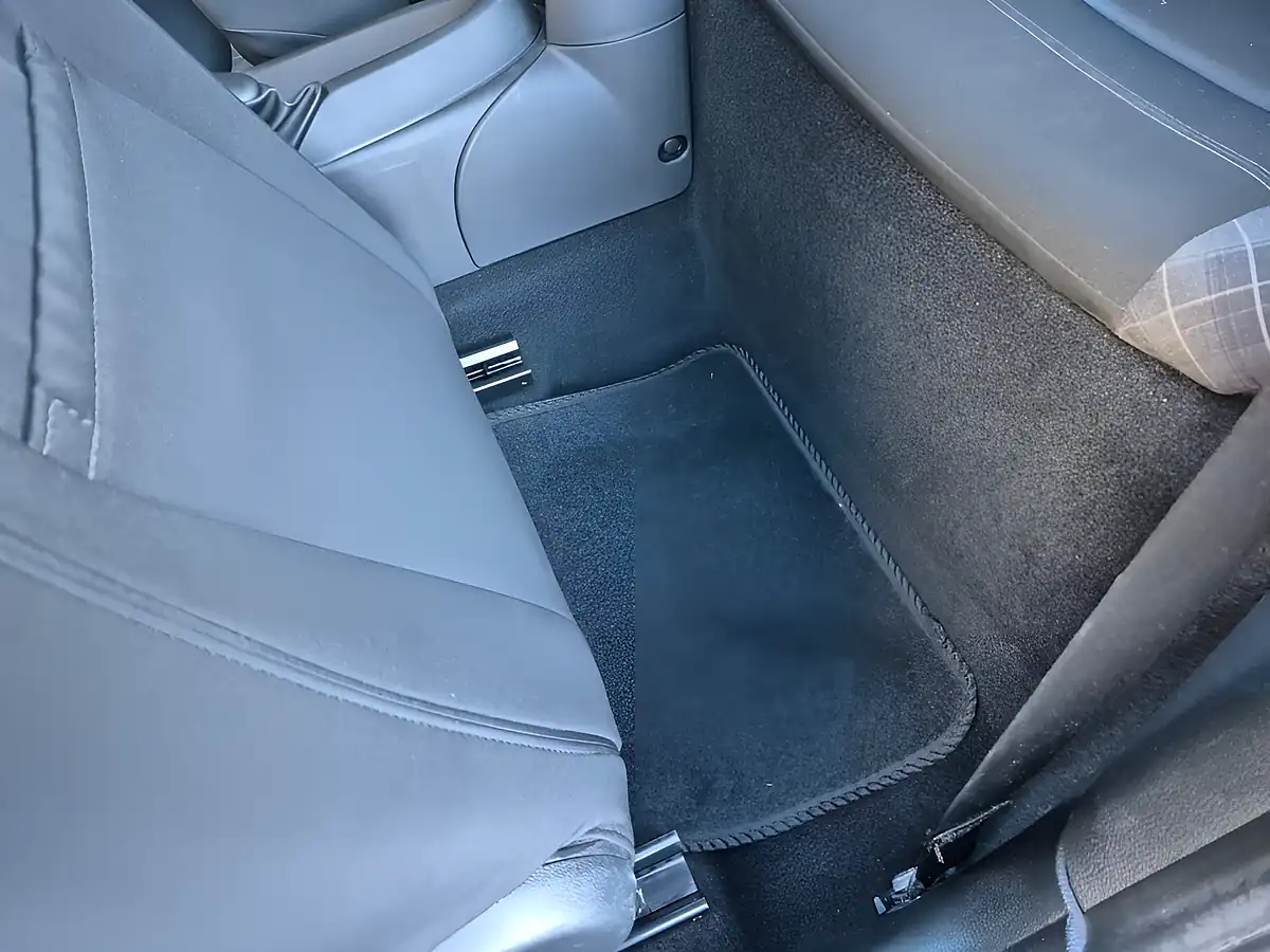 Used 2018 MINI Hatch Cooper Blue - Interior and Exterior details 19