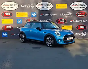 Used 2018 MINI Hatch Cooper Blue - Interior and Exterior details 4