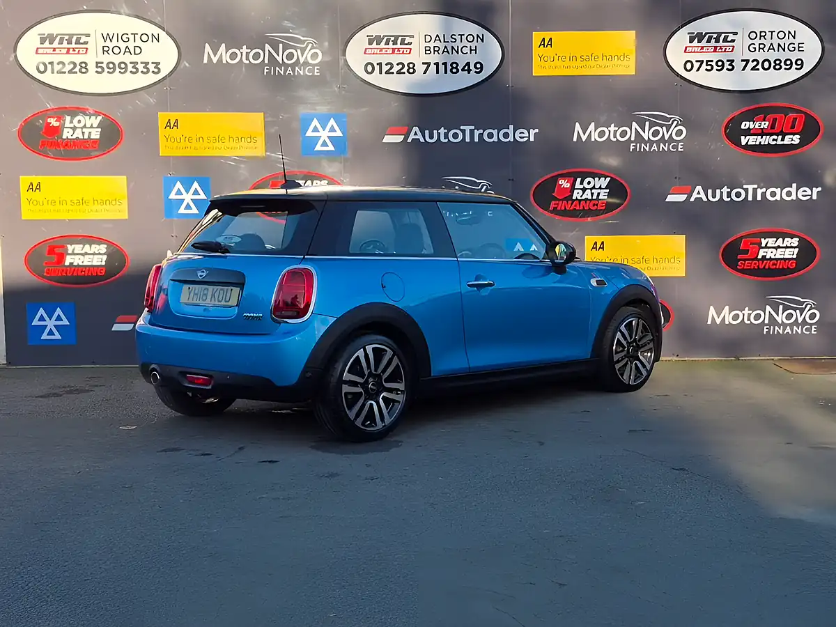 Used 2018 MINI Hatch Cooper Blue - Interior and Exterior details 6