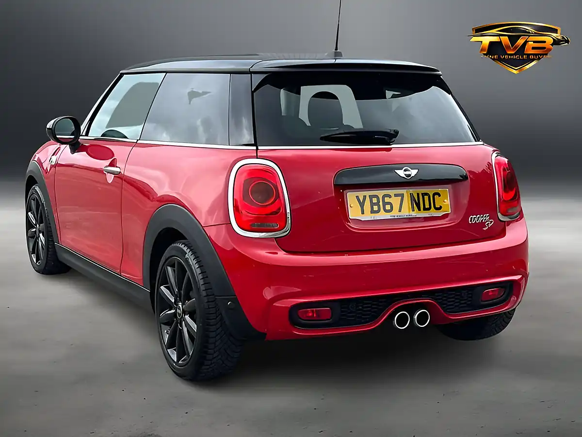 Used 2018 MINI Hatch Cooper Chili Red - Interior and Exterior details 10