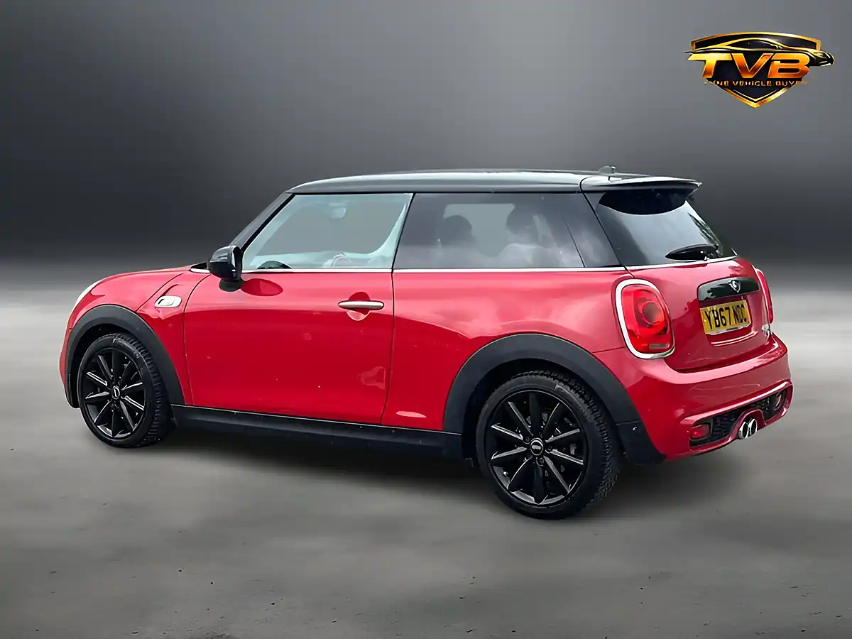 Used 2018 MINI Hatch Cooper Chili Red - Interior and Exterior details 12