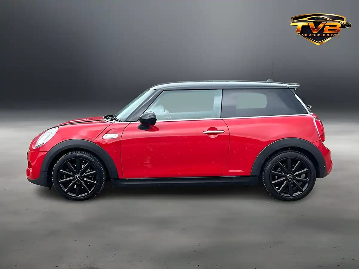 Used 2018 MINI Hatch Cooper Chili Red - Interior and Exterior details 13