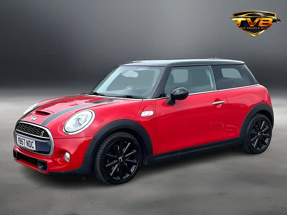 Used 2018 MINI Hatch Cooper Chili Red - Interior and Exterior details 15