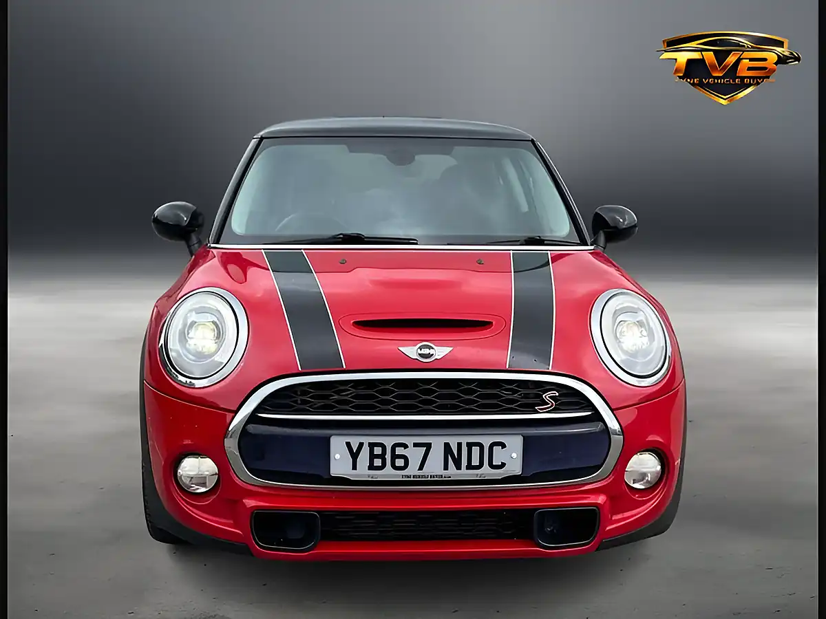 Used 2018 MINI Hatch Cooper Chili Red - Interior and Exterior details 18