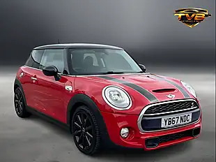 Used 2018 MINI Hatch Cooper Chili Red - Interior and Exterior details 2